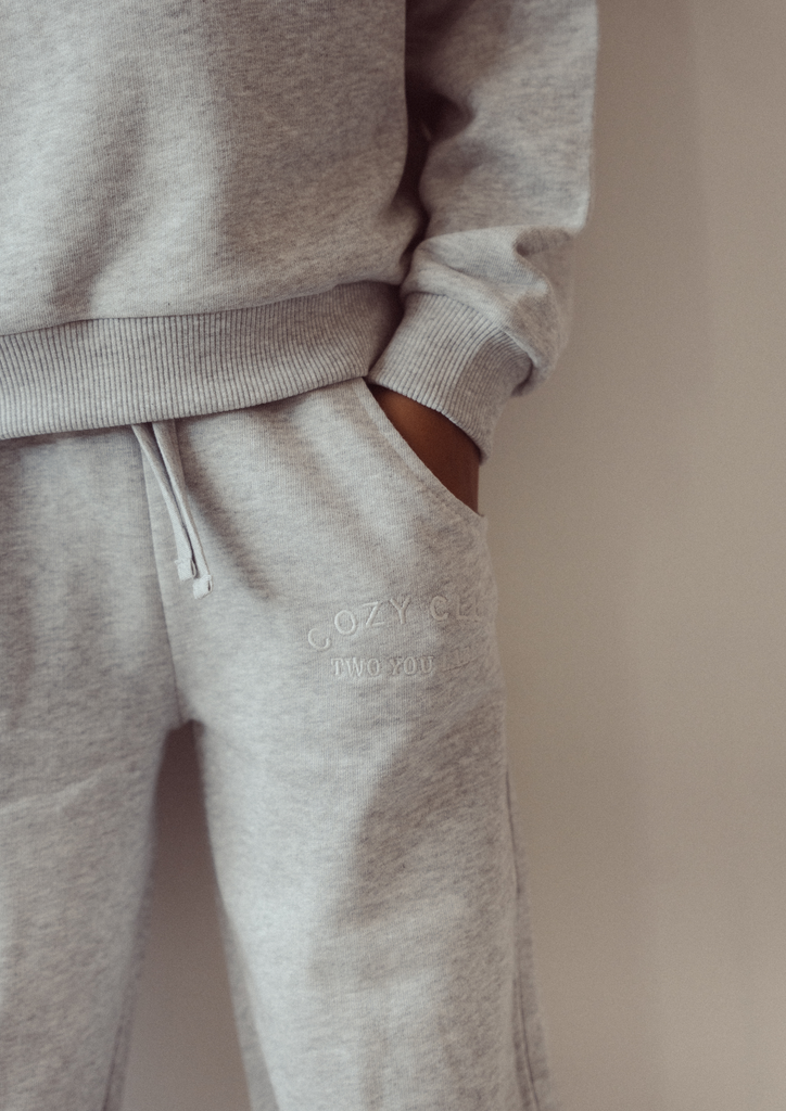 COZY CLUB